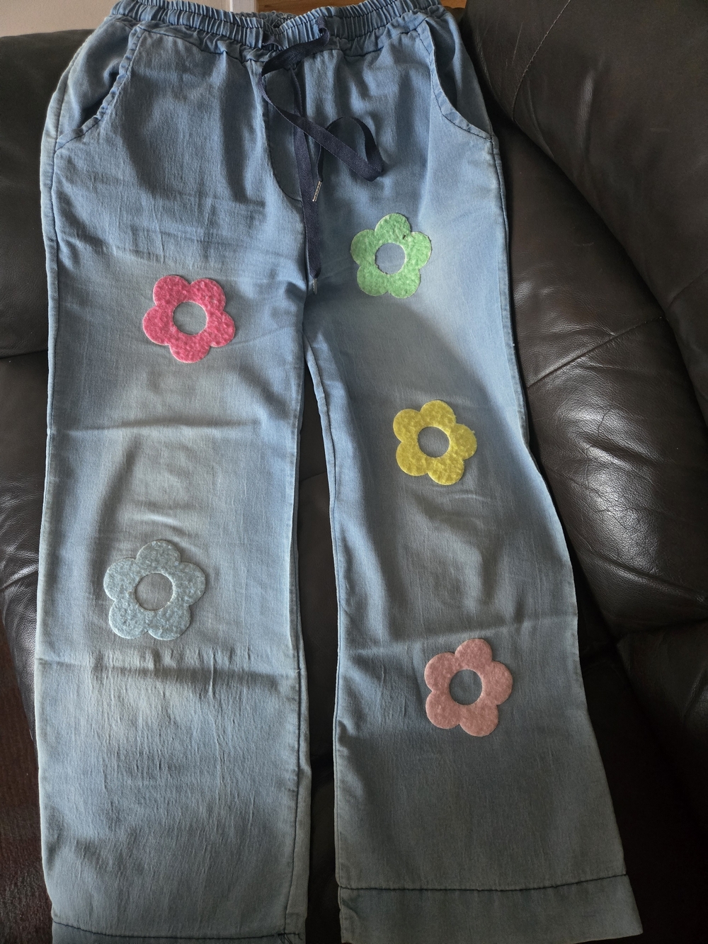 Light Wash Floral Patch Lounge Pants - Multicolor Flowers